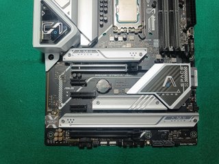 Intel  i7-12700K + Asus Prime Z790-A WiFi