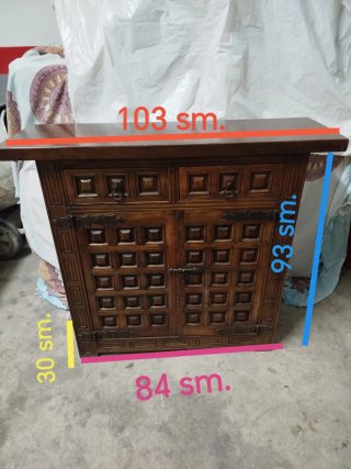 Comoda rústica de madera