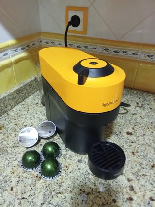 Cafetera Nespresso Vertuo Pop DeLonghi