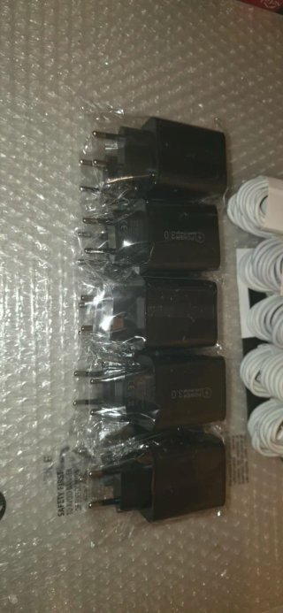 Lotto 10 Caricatori + 10 Cavi USB-C 2 Metri