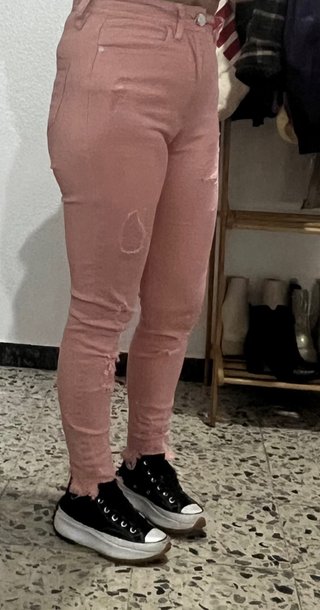 Pantalón skinny rosa Guess