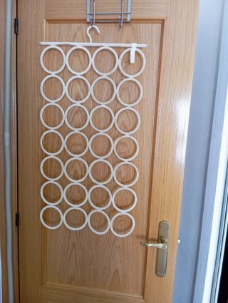 Percha Organizador Pañuelos Ikea