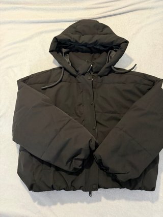 Plumífero negro capucha talla S 38/40