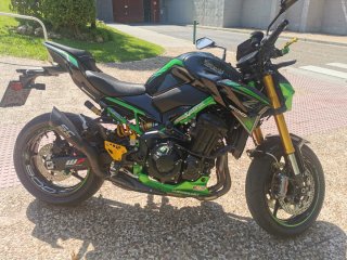 Kawasaki Z900 SE Performance