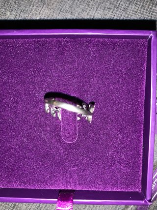 Anillo Aristocrazy Hojas Diamantes Grises