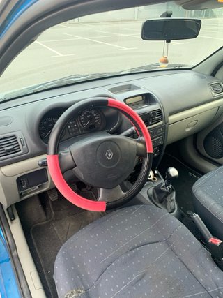 Renault clio Pequeño 2003