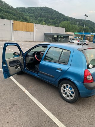 Renault clio Pequeño 2003