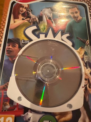 Los Sims 2: Mascotas PSP Essentials