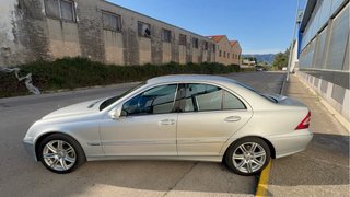 Mercedes-Benz Clase C 2005