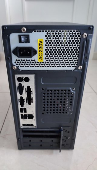 Torre Micro ATX Negra