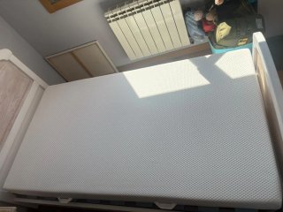 Cama individual con somier y colchón