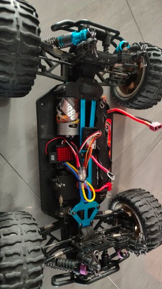 Coche RC Monster 1/10
