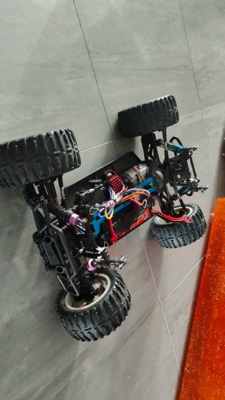 Coche RC Monster 1/10