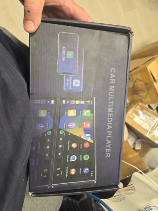 Pantalla multimedia portátil para coche