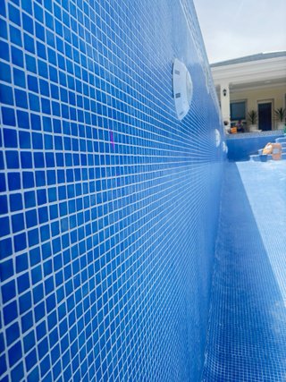 Limpieza  de piscinas