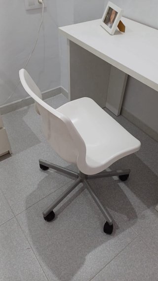 Escritorio de madera