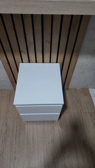 Mesita Noche Cajón Secreto Tarjeta Inteligente