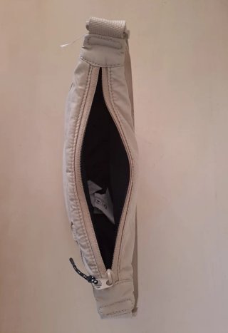 Riñonera beige