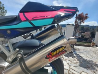 Aprilia Tuono 1000 R - Moto Deportiva Naked