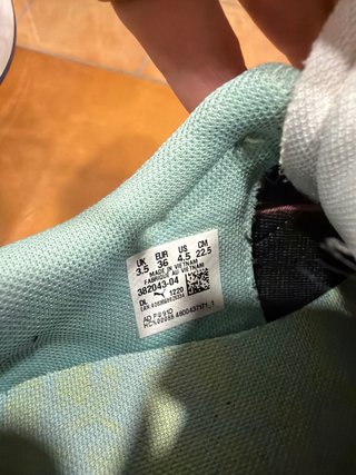 Zapatillas Puma Mujer Morado y Amarillo