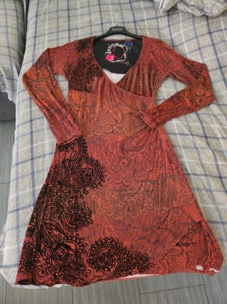 Vestito Desigual arancio e rosso