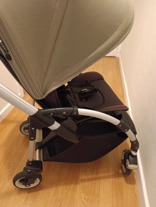 Bugaboo Bee3 con accesorios