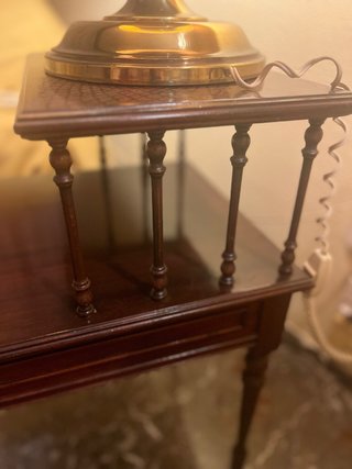 Mesa auxiliar salón madera