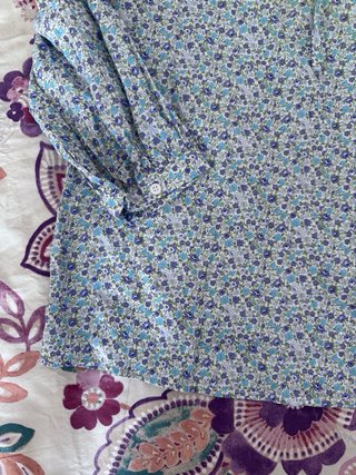 Blusa flores cuello bobo