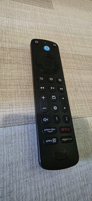 Amazon Fire TV Cube 4K 3ª Gen. con mando PRO