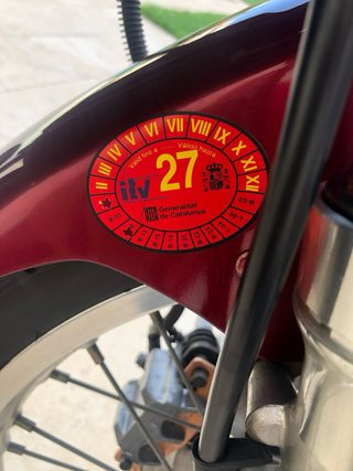 Kawasaki KLE 500 Rojo - Moto Aventura