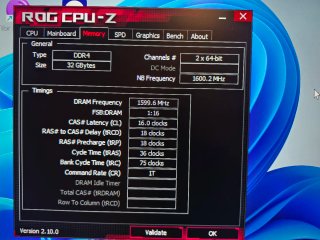 Rx6700xt + 32gb + 5 5600 + b550 + 80 gold + RGB PC