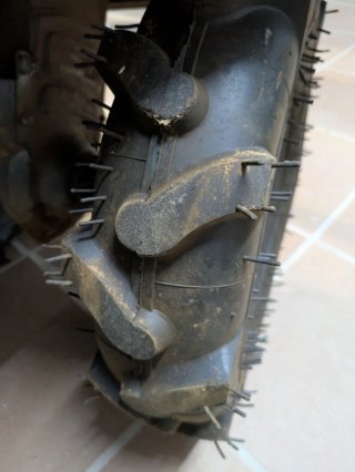 Motocultor Ducati Rojo