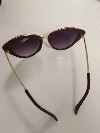 Gafas de sol burdeos estilo ojo de gato