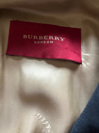 Abrigo Burberry Negro Forro Dorado