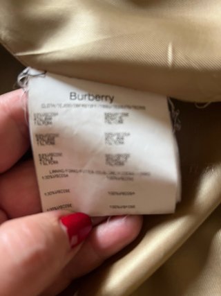 Abrigo Burberry Negro Forro Dorado