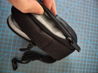 Custodia Lowepro per fotocamera