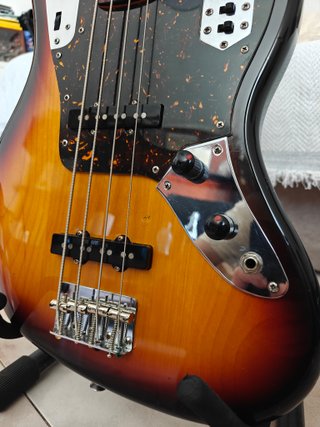 Basso elettrico Fender Jaguar Bass MIJ Sunburst 2010