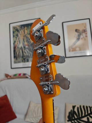 Basso elettrico Fender Jaguar Bass MIJ Sunburst 2010