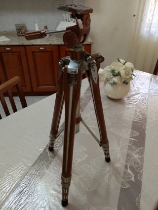 Treppiede fotografico Hakuba