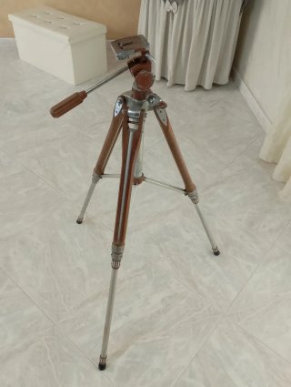 Treppiede fotografico Hakuba
