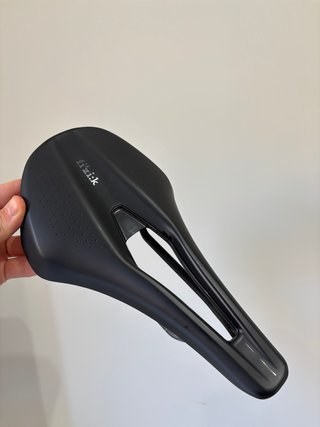 Sillín Fizik Argo Tempo R1 150mm