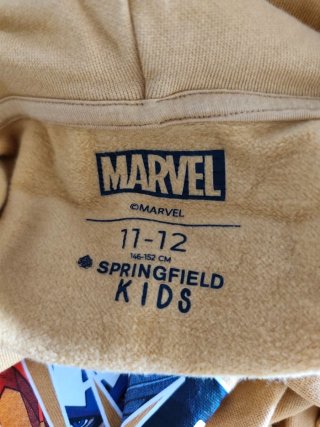 Sudadera Marvel con capucha y bolsillo