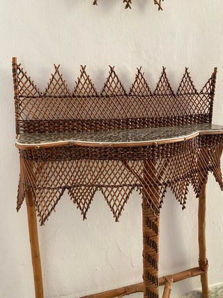 Conjunto de entrada de mesa y espejo