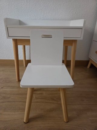 Escritorio + silla infantil blanco