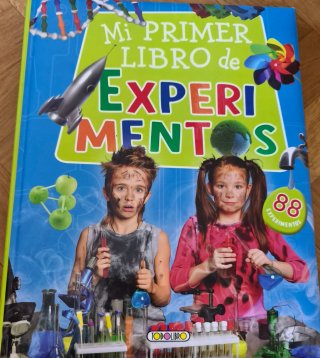 Mi primer libro de experimentos