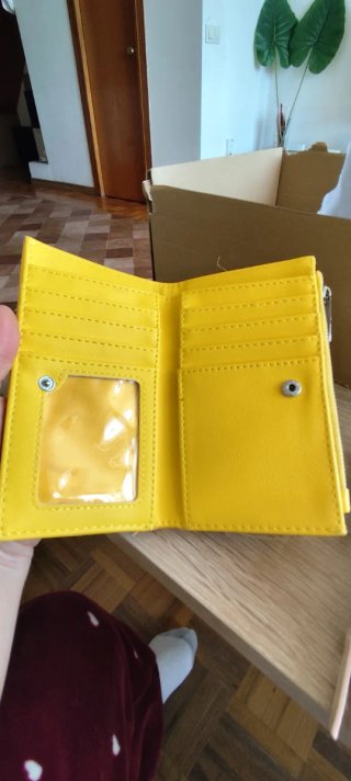 Cartera amarilla Stradivarius efecto piel