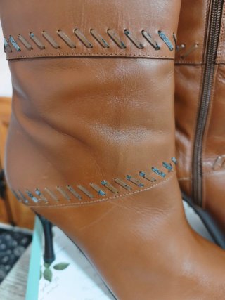 Botines de piel marrones
