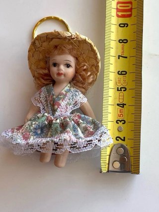 MUÑECA DE PORCELANA NUEVA LLAVERO