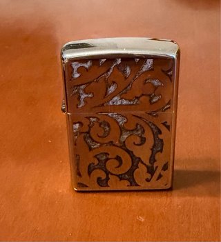 Zippo grabado relieve original nuevo
