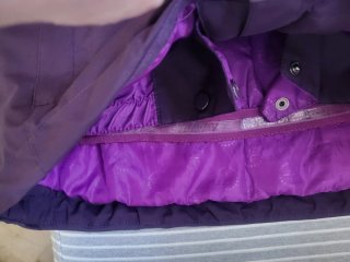 Abrigo deportivo morado y rosa de invierno
